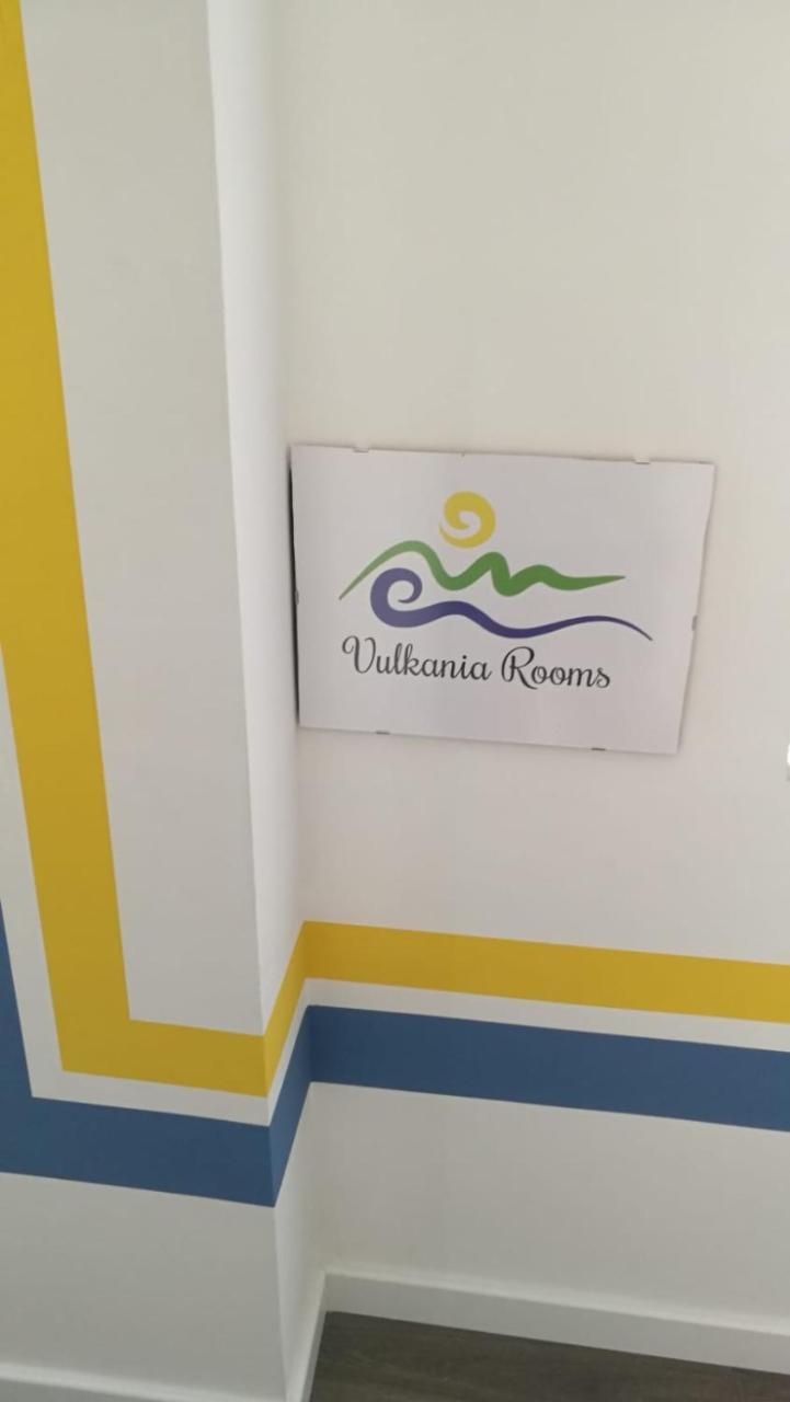 Vulkania Rooms Наполи Екстериор снимка